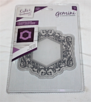 Gemini Vichy Frame Cut & Embossing Folder *